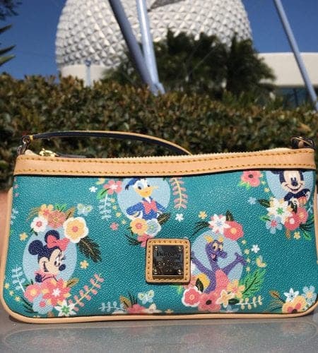 2016 Flower & Garden Wristlet 2016 Flower & Garden Wristlet