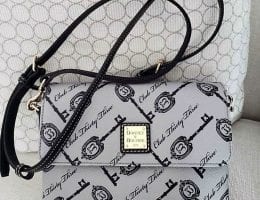 Club 33 Keys Crossbody with strap