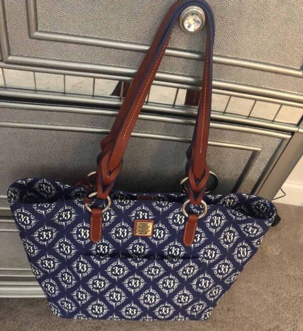 club 33 dooney and bourke bag