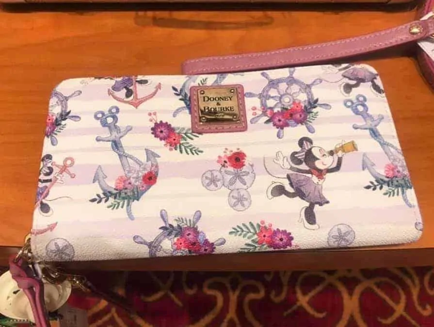 DCL Minnie Wallet