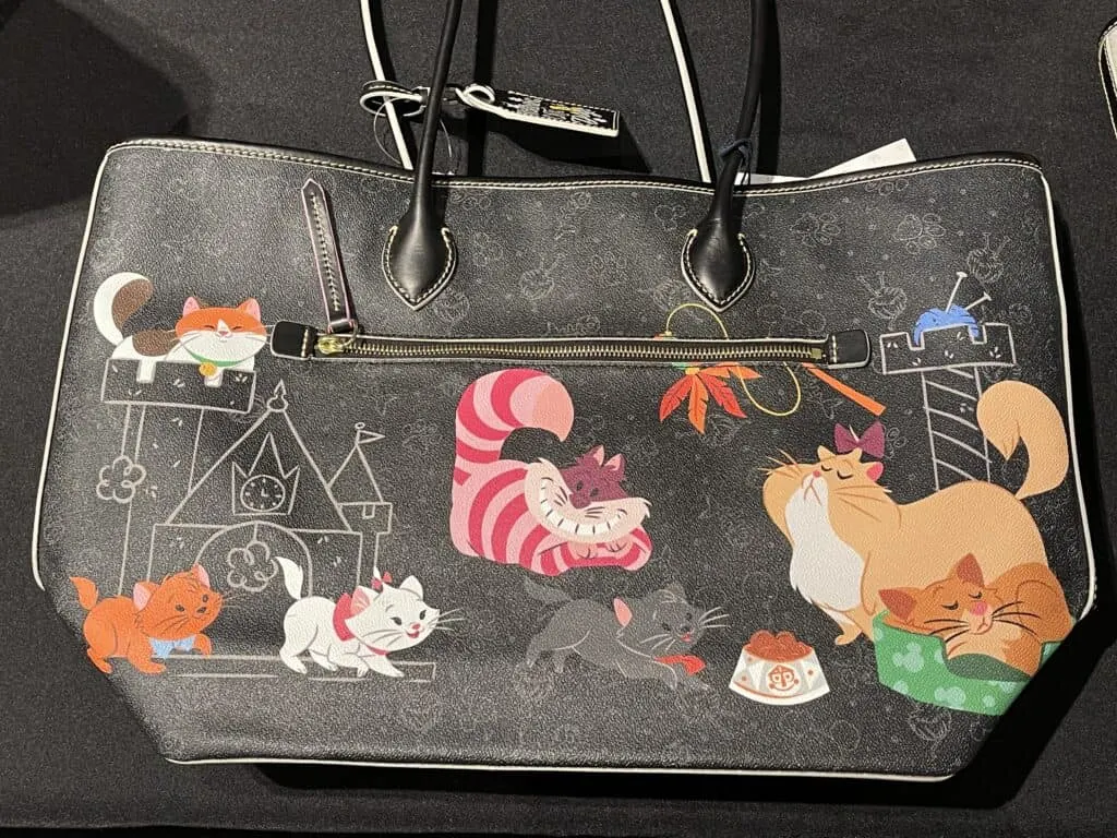Reigning Cats Tote (back)