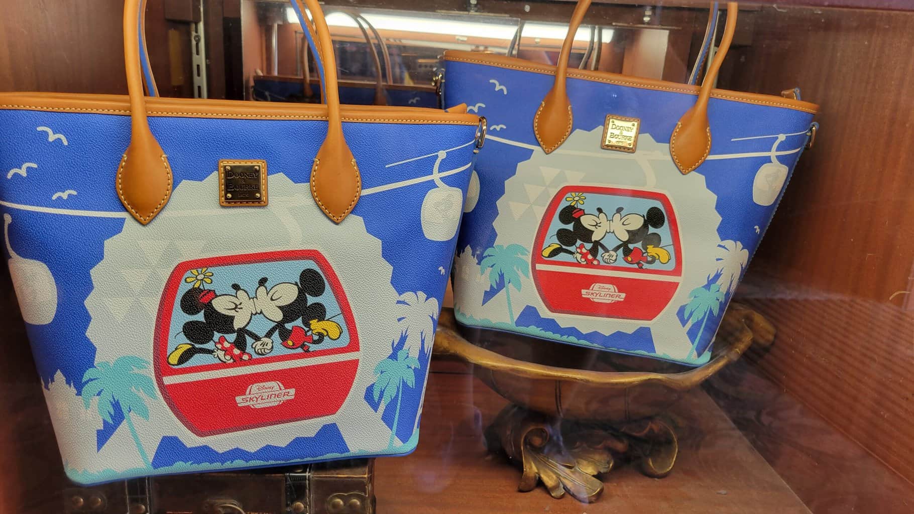 Latest Disney Dooney & Bourke Bags at EPCOT Disney Dooney and Bourke