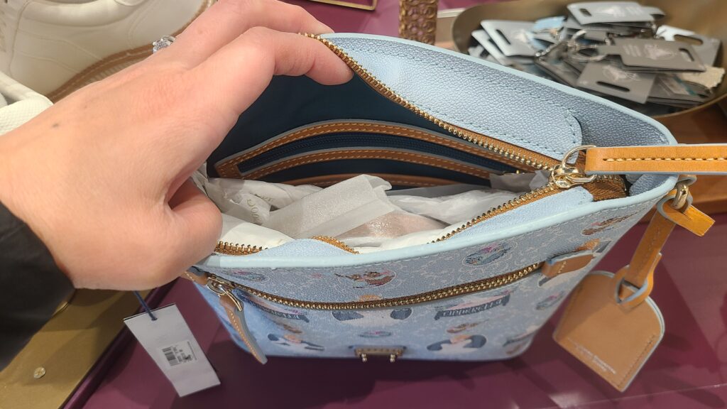 Cinderella 75th Anniversary Crossbody Bag (interior) by Disney Dooney & Bourke Cinderella 75th Anniversary Crossbody Bag (interior) by Disney Dooney & Bourke