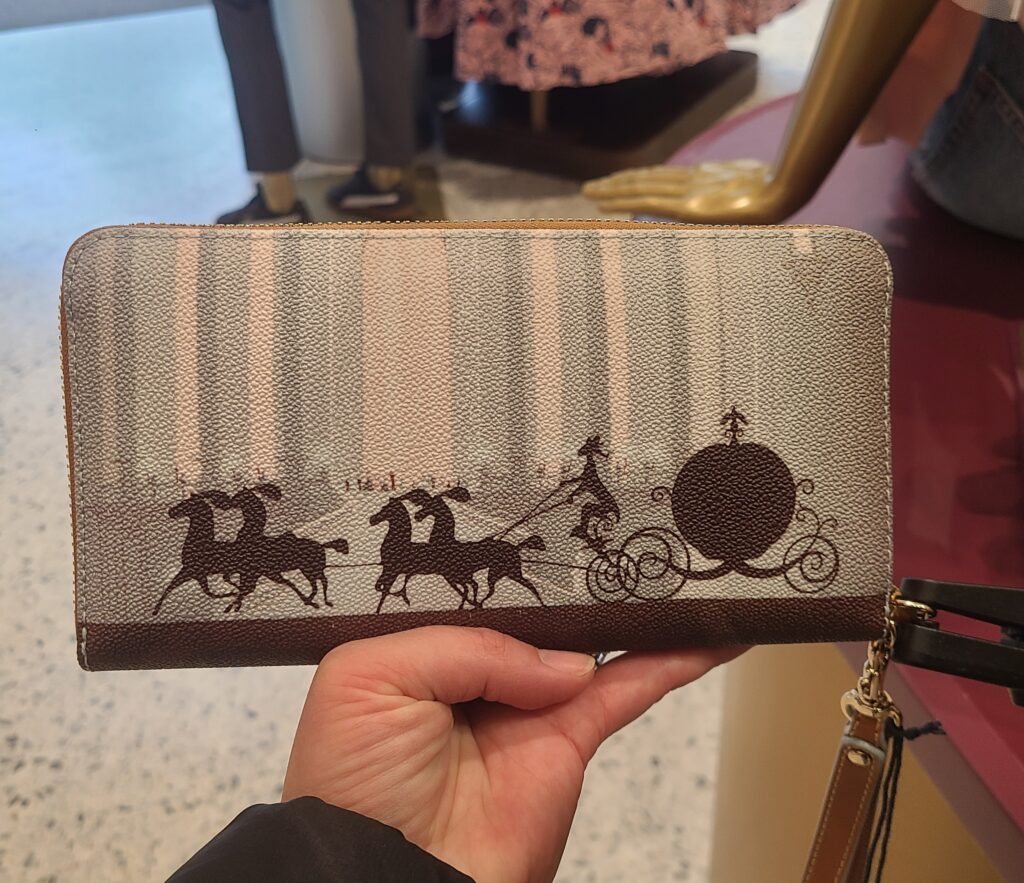 Cinderella 75th Anniversary Wristlet Wallet (back) by Disney Dooney & Bourke Cinderella 75th Anniversary Wristlet Wallet (back) by Disney Dooney & Bourke