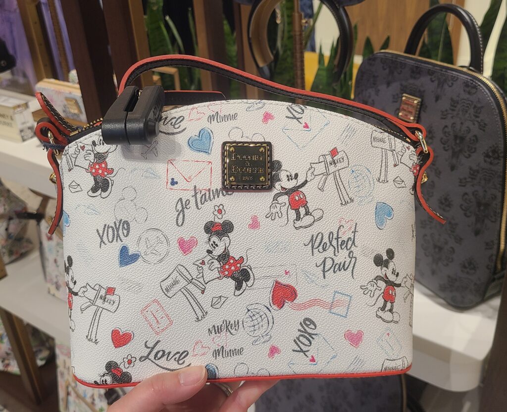 Mickey and Minnie Mouse Sweethearts Dooney & Bourke Crossbody Bag Mickey and Minnie Mouse Sweethearts Dooney & Bourke Crossbody Bag