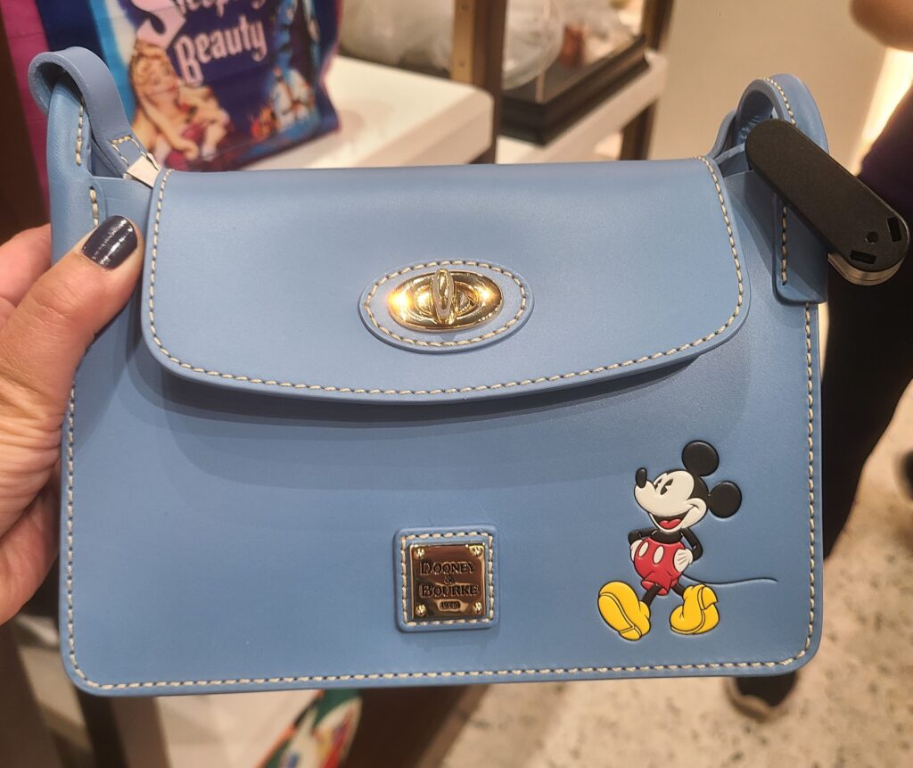 Dooney ＆ Bourke ショルダーバッグ　ディズニー　ハーフマラソン Disney Dooney and Bourke Disneyland Half Marathon 2015