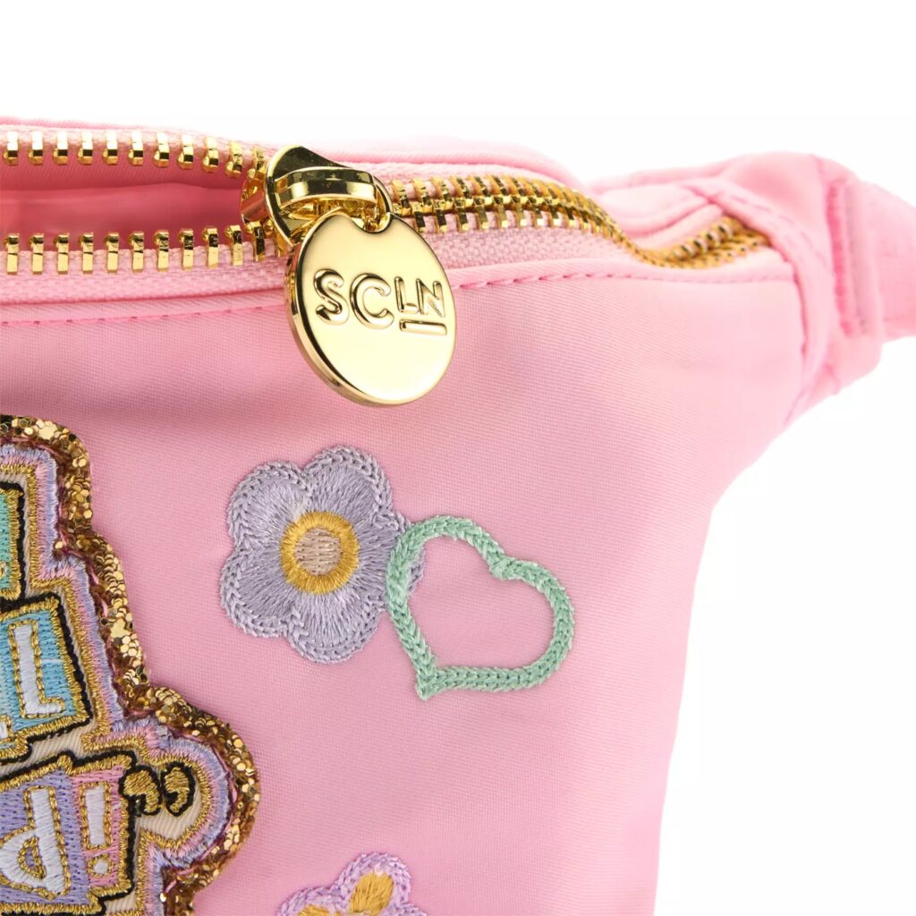 Disney it's a small world Jumbo Hip Pack by Stoney Clover Lane – Disney Store Exclusive (zipper pull)