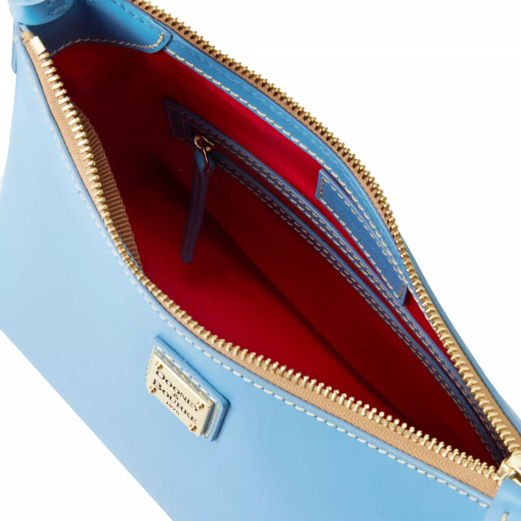 Mickey Mouse Dooney & Bourke Crossbody Bag (interior) Mickey Mouse Dooney & Bourke Crossbody Bag (interior)