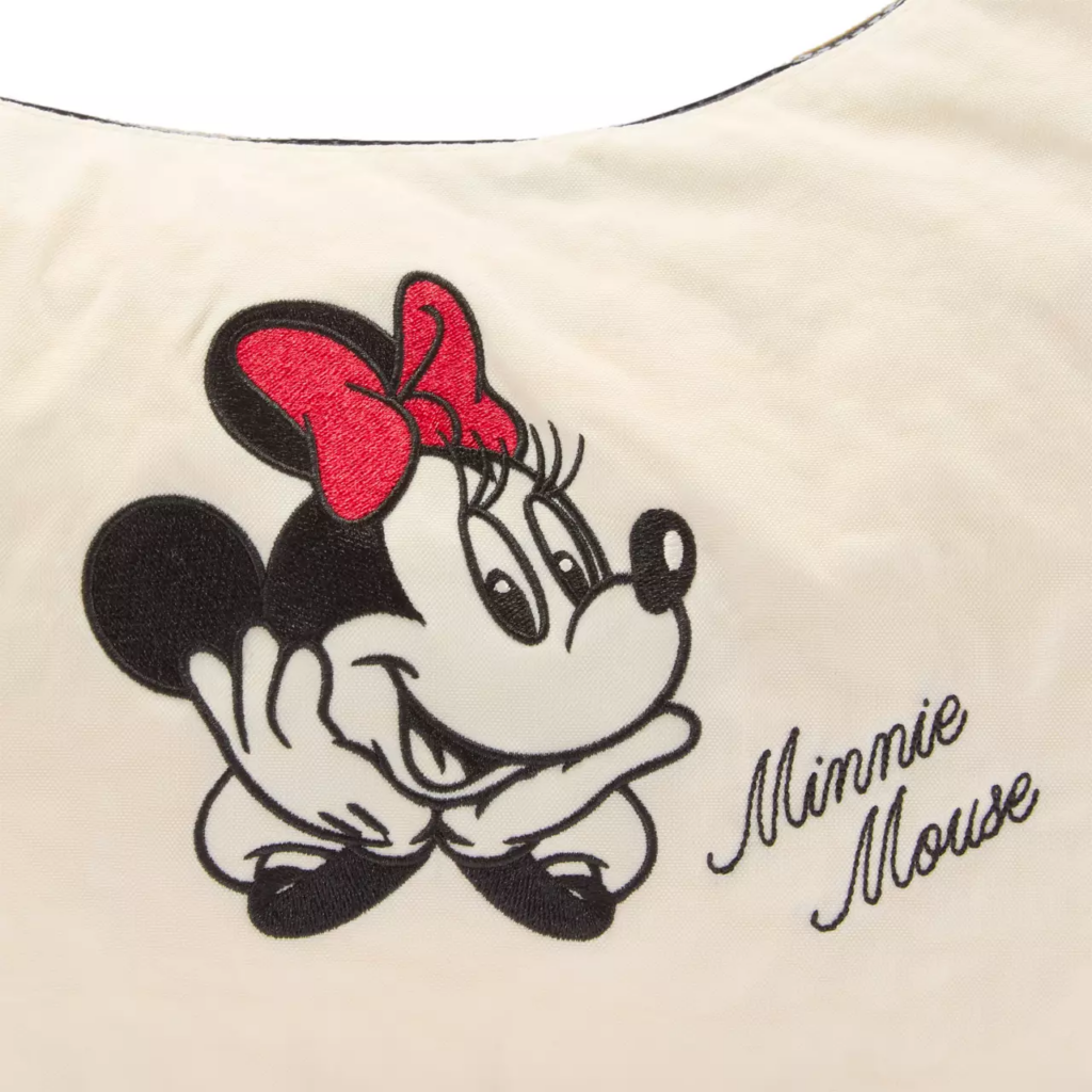 Minnie Mouse Crescent Bag by Baggu – Exclusive (close up) Minnie Mouse Crescent Bag by Baggu – Exclusive (close up)