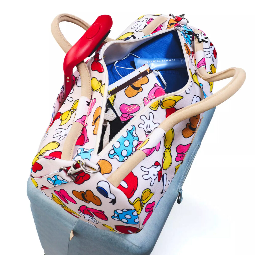 Mickey Mouse and Friends ''Best of Mickey'' Duffle Bag by BÉIS (interior)