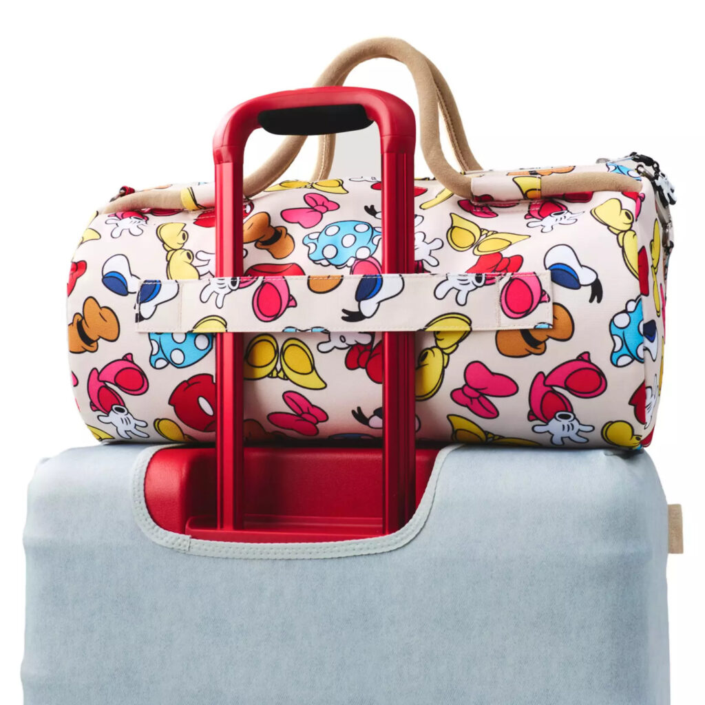 Mickey Mouse and Friends ''Best of Mickey'' Duffle Bag by BÉIS (trolley sleeve)